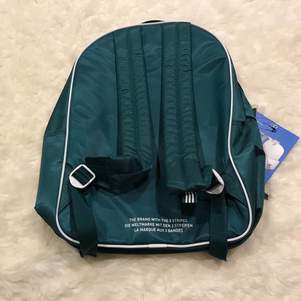 NWT ADIDAS Original Green Backpack - Picture 6 of 7